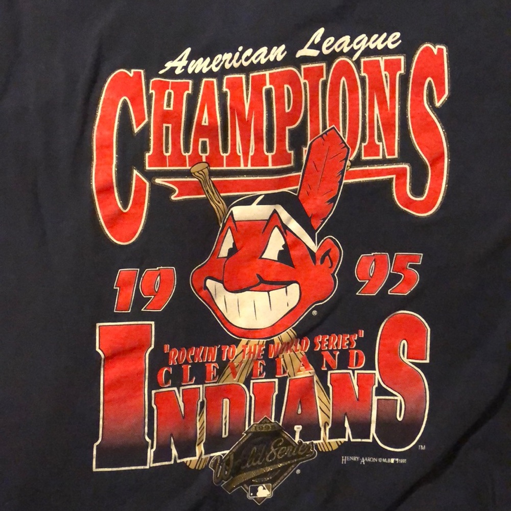 Cleveland Indians Vintage Champions T-shirt